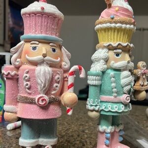 Pastel Nutcracker Set